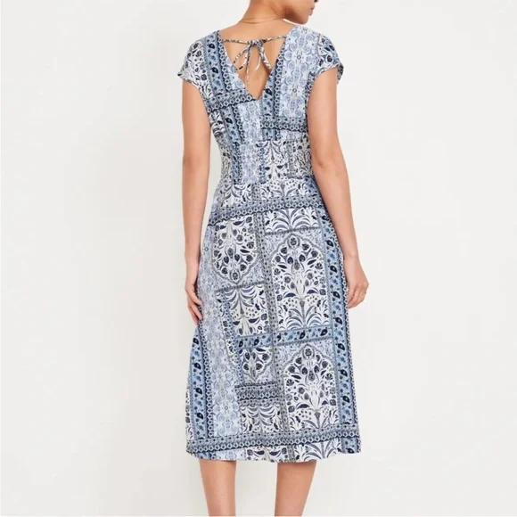 Old Navy Blue Paisley Print Waist-Defined Smocked Midi Dress Size XL Petite - Picture 2 of 15